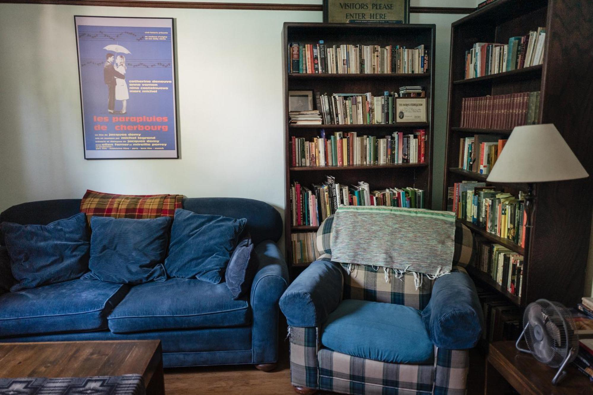 Southeast Portland Comfy & Eclectic Craftsman Home Екстер'єр фото